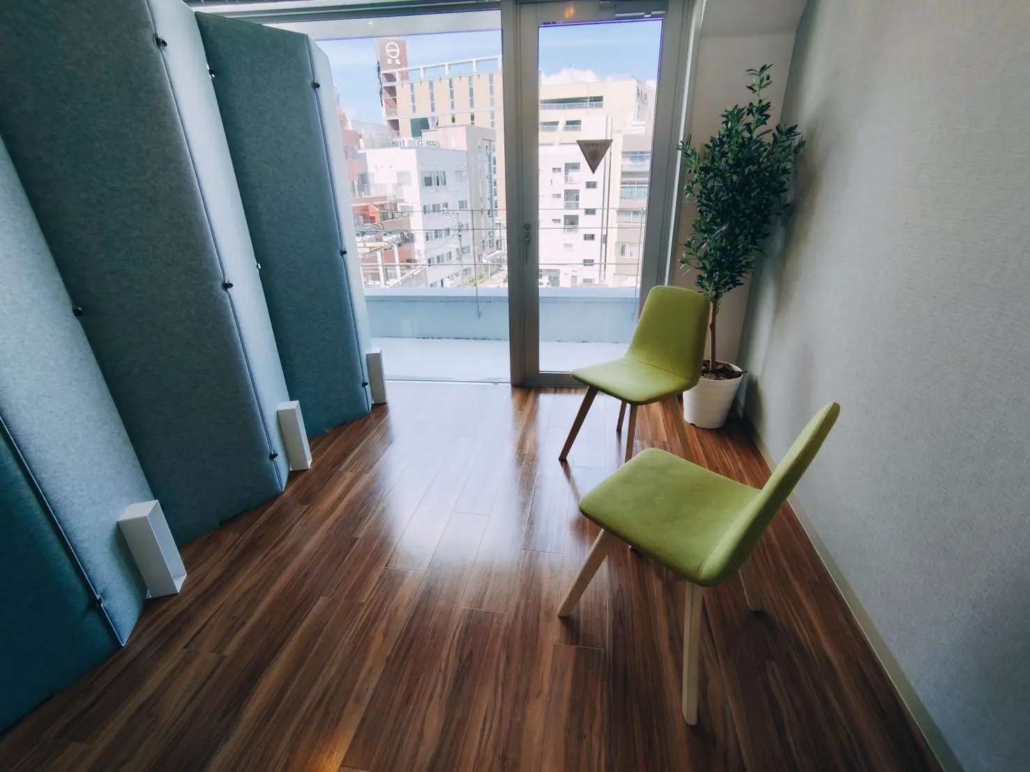 相談室のイラスト